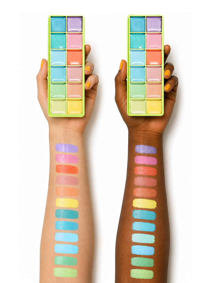 Color Cevales - Cosmetic Paint Palette & Spatula -borstel