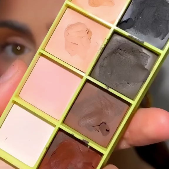 Colour Case Cosmetic Paint Palette